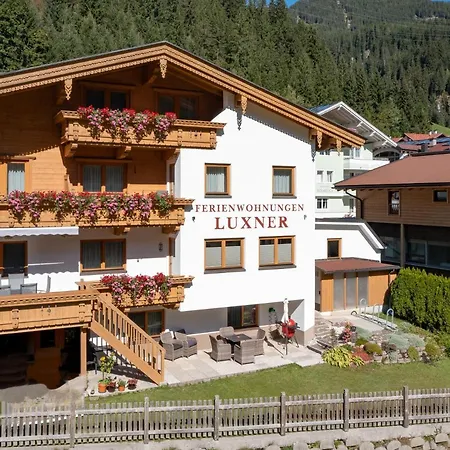Apartament Luxner *